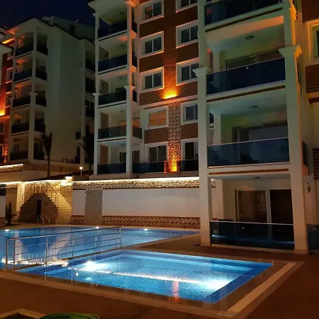 Apartment Reign By Solo *